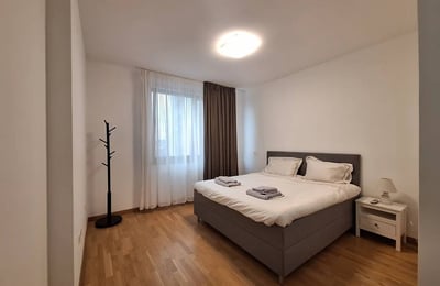 Location d’un appartement moderne de 3 pièces, 79 m², Belgrade, Serbie